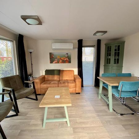 Chalet De Huismus Rijs Eksteriør bilde