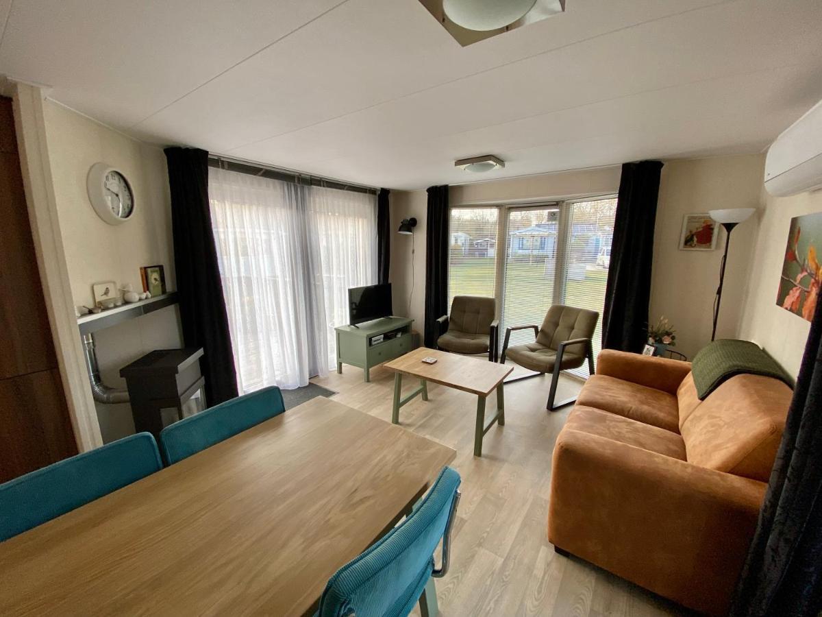 Chalet De Huismus Rijs Eksteriør bilde